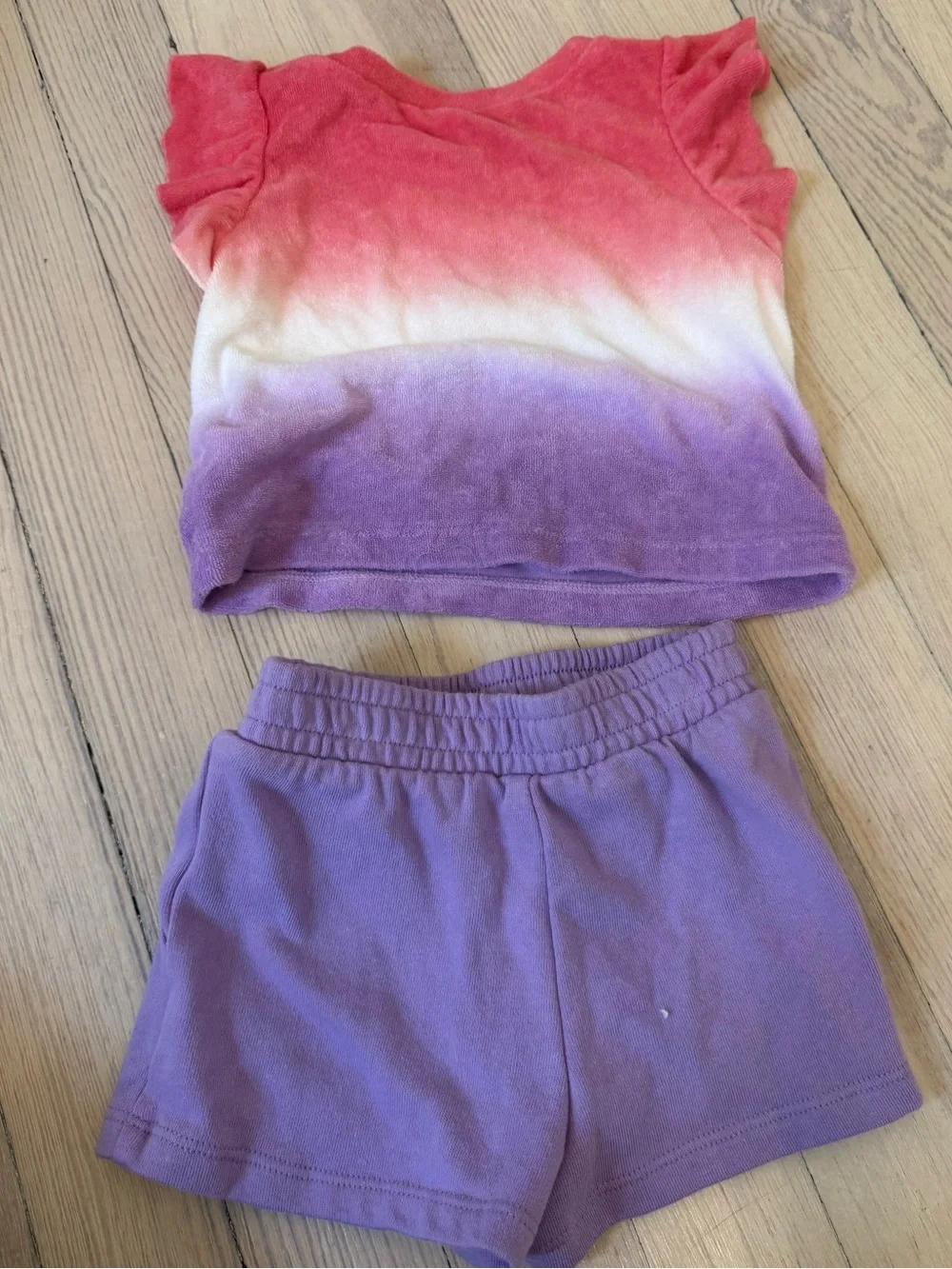 SPLENDID Baby Girl's Red & Purple Tie Dye Flutter Sleeve Top & Shorts Set 6-12M